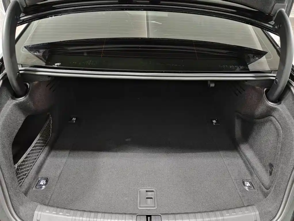 Audi Audi A6L 2024 45 TFSI Premium Elegant 2024 - thumbnail 17