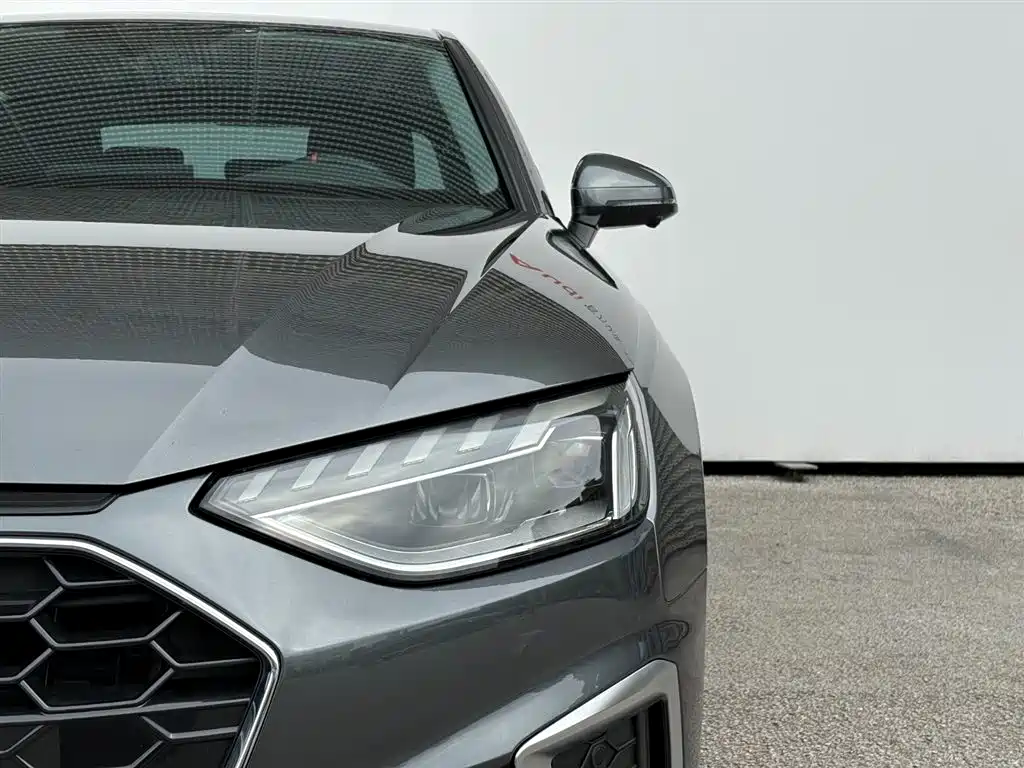 Audi Audi A4L 2020 40 TFSI Luxury Dynamic Model 2021 - thumbnail 7