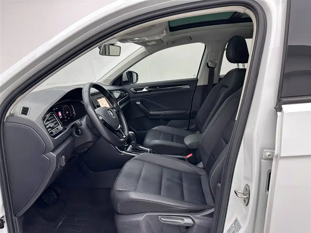 Volkswagen T-ROC 2021 Facelift 280TSI DSG FWD Comfort Intelligent Connectivity Edition 2020 - thumbnail 18