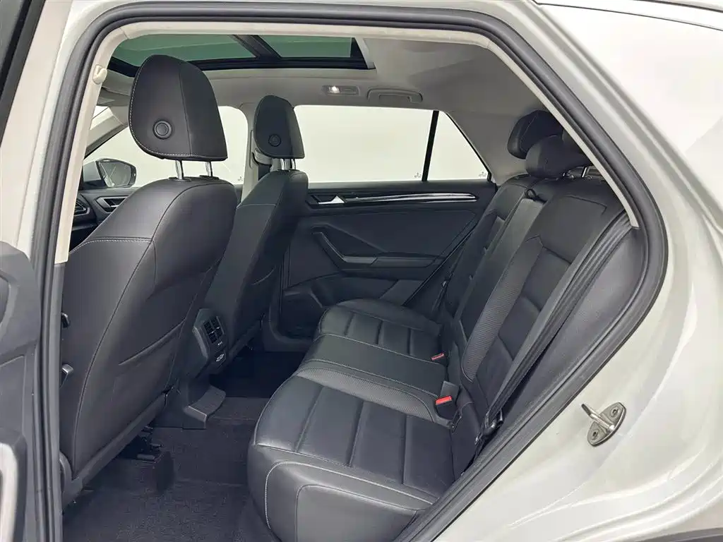 Volkswagen T-ROC 2021 Facelift 280TSI DSG FWD Comfort Intelligent Connectivity Edition 2020 - thumbnail 19