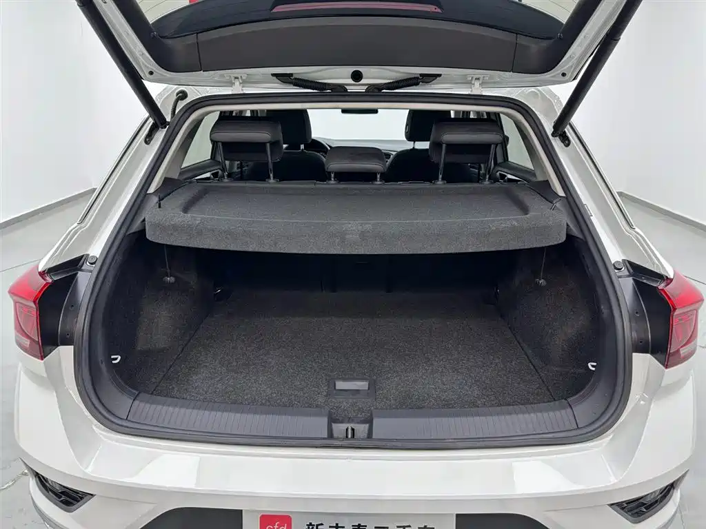 Volkswagen T-ROC 2021 Facelift 280TSI DSG FWD Comfort Intelligent Connectivity Edition 2020 - thumbnail 26