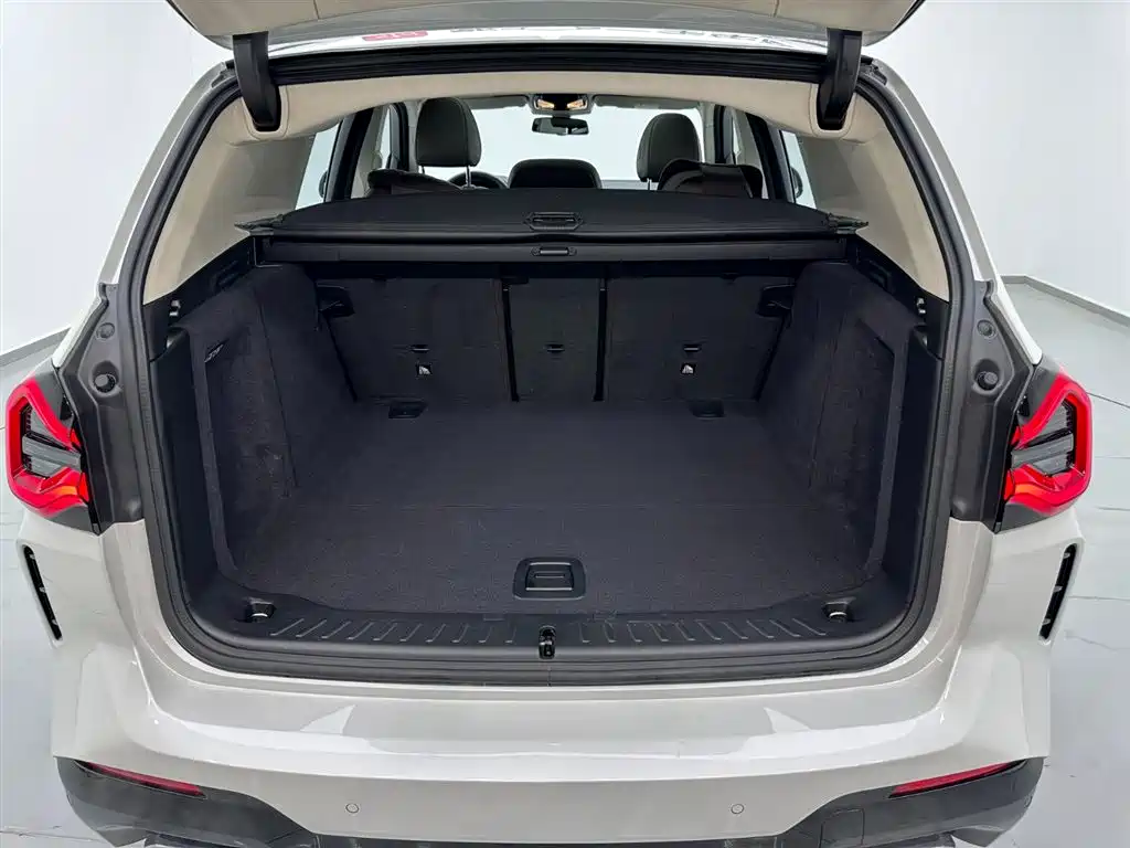 BMW BMW X3 2022 Model Year Facelift xDrive25i M Sport Package 2023 - thumbnail 28