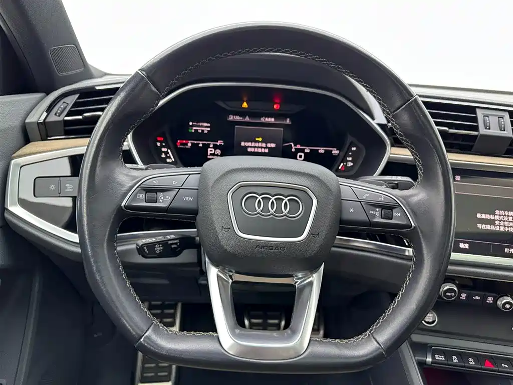 Audi Audi Q3 2024 40 TFSI Fashion Dynamic Special Edition 2023 - thumbnail 9