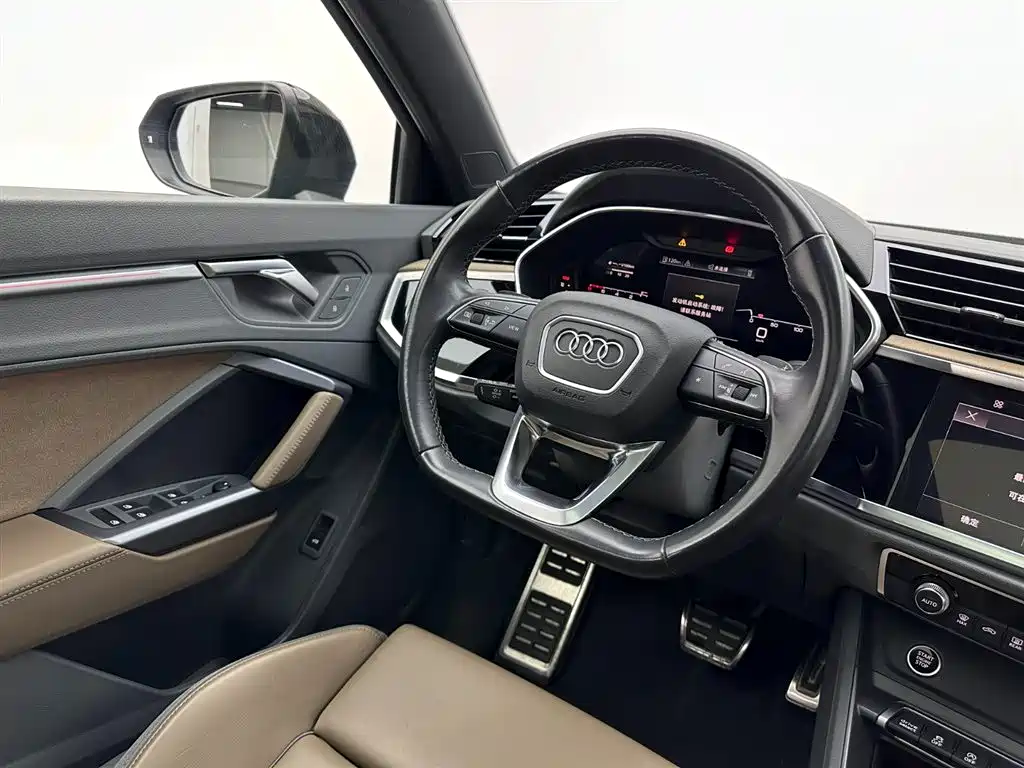 Audi Audi Q3 2024 40 TFSI Fashion Dynamic Special Edition 2023 - thumbnail 10