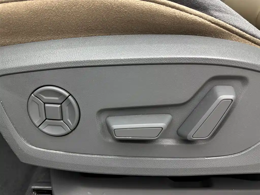 Audi Audi Q3 2024 40 TFSI Fashion Dynamic Special Edition 2023 - thumbnail 22