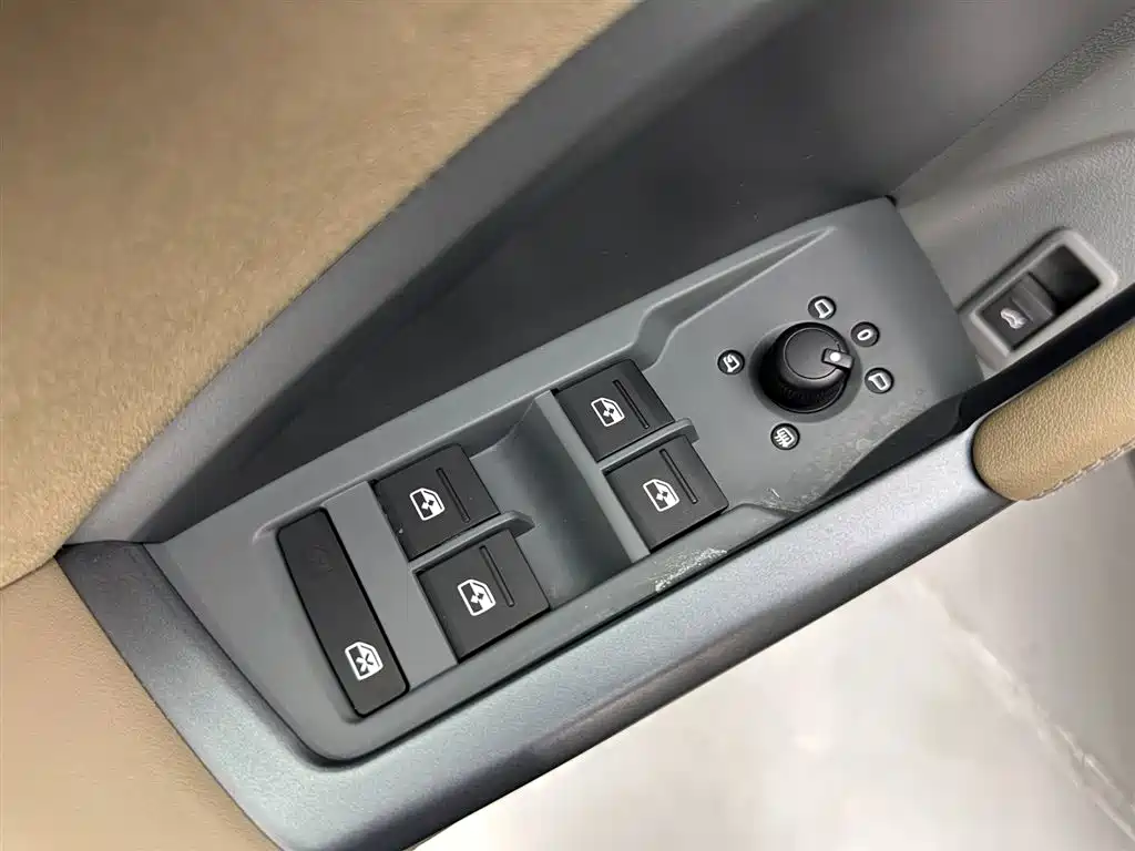 Audi Audi Q3 2024 40 TFSI Fashion Dynamic Special Edition 2023 - thumbnail 23