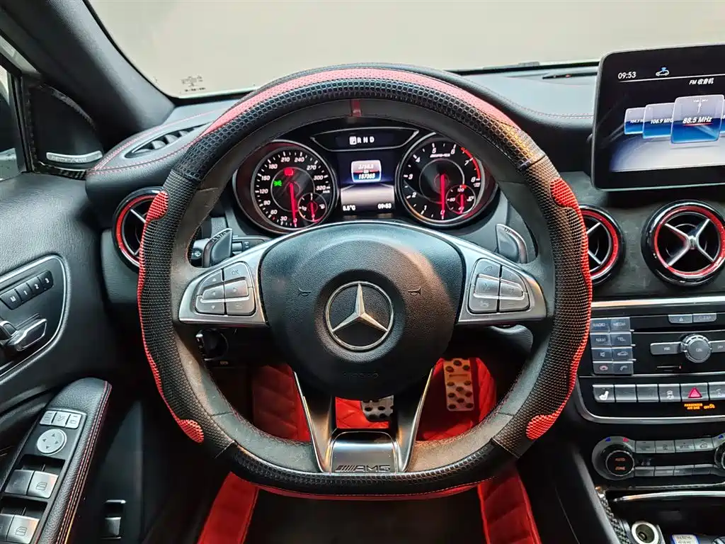 Mercedes-Benz Mercedes-Benz GLA AMG 2017 AMG GLA 45 4MATIC 2018 - thumbnail 17