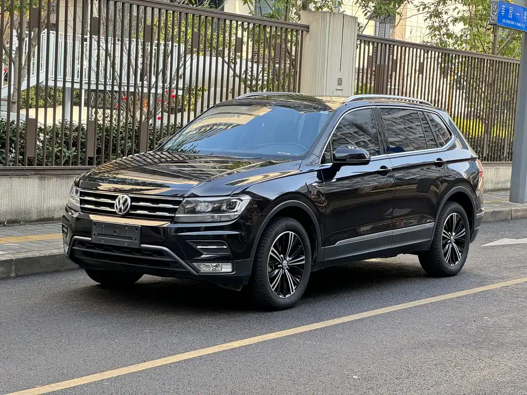 Volkswagen Tiguan L 2019 330TSI Automatic 2WD Panoramic Comfort Edition China VI 2019