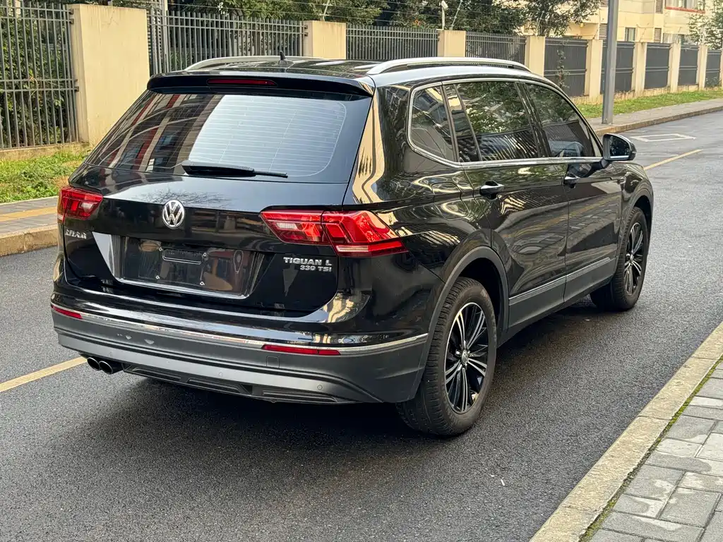Volkswagen Tiguan L 2019 330TSI Automatic 2WD Panoramic Comfort Edition China VI 2019 - thumbnail 11