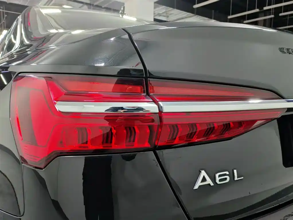 Audi Audi A6L 2023 40 TFSI Luxury Dynamic Model 2023 - thumbnail 14
