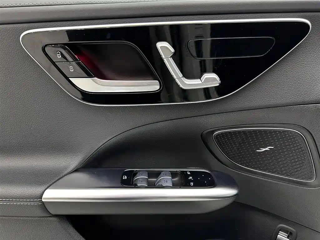 Mercedes-Benz Mercedes-Benz C-Class 2022 C 200 L Sport Edition 2022 - thumbnail 24