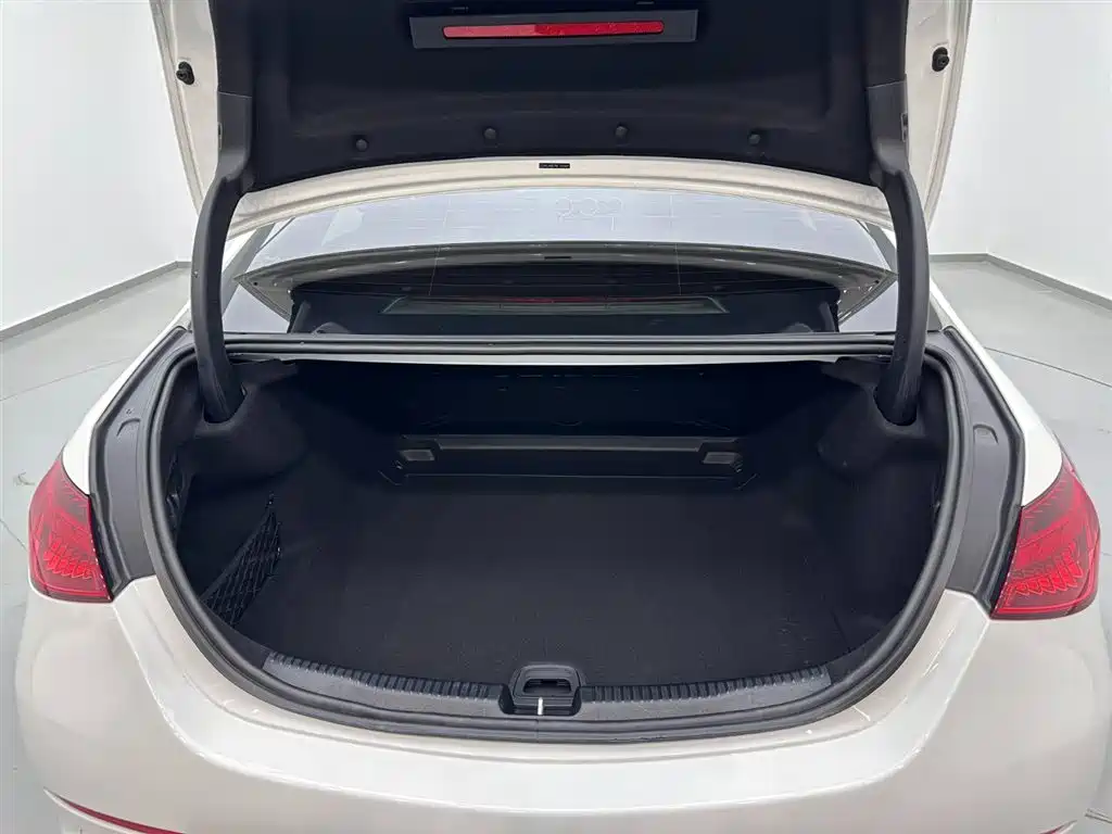 Mercedes-Benz Mercedes-Benz C-Class 2022 C 200 L Sport Edition 2022 - thumbnail 26