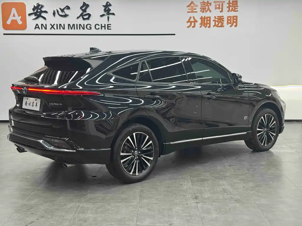 Toyota Venza 2022 2.0L CVT FWD Premium Edition 2023 - thumbnail 5