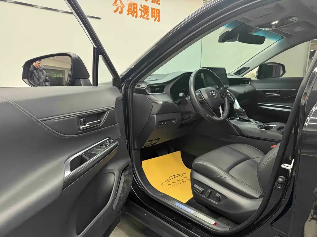 Toyota Venza 2022 2.0L CVT FWD Premium Edition 2023 - thumbnail 8