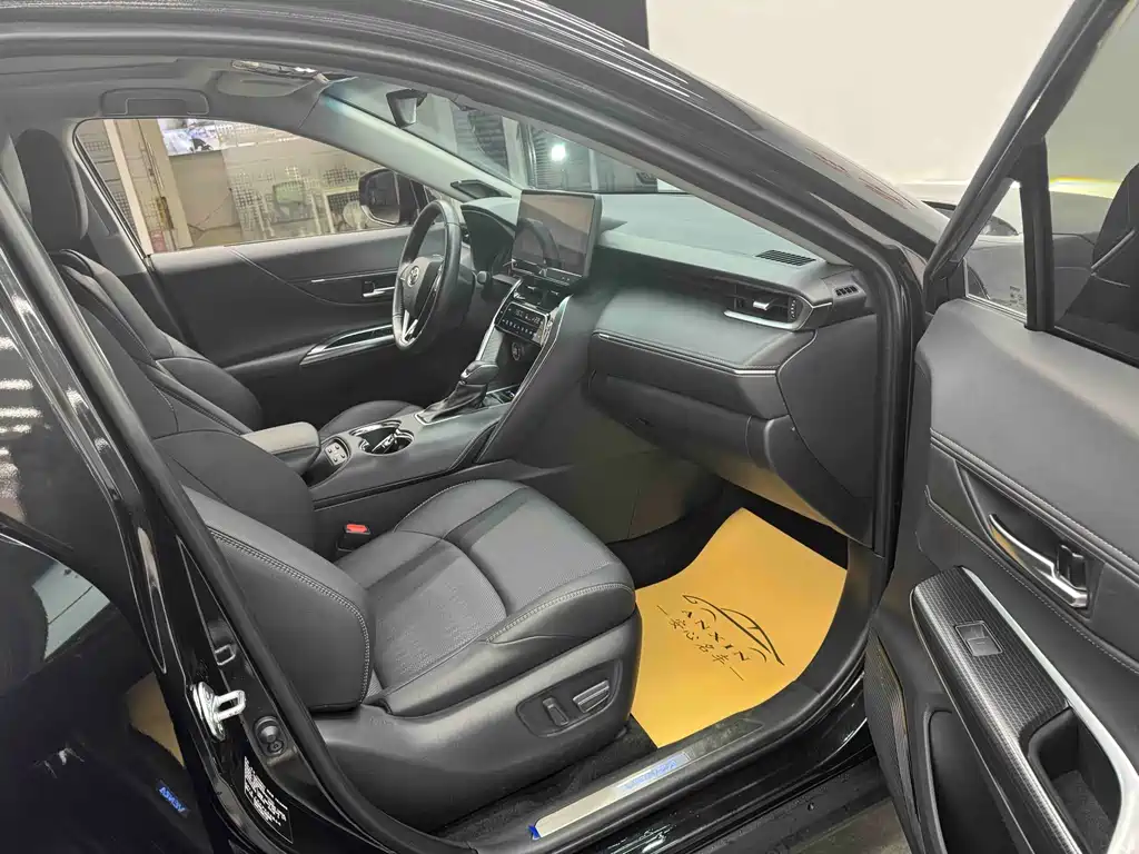Toyota Venza 2022 2.0L CVT FWD Premium Edition 2023 - thumbnail 14