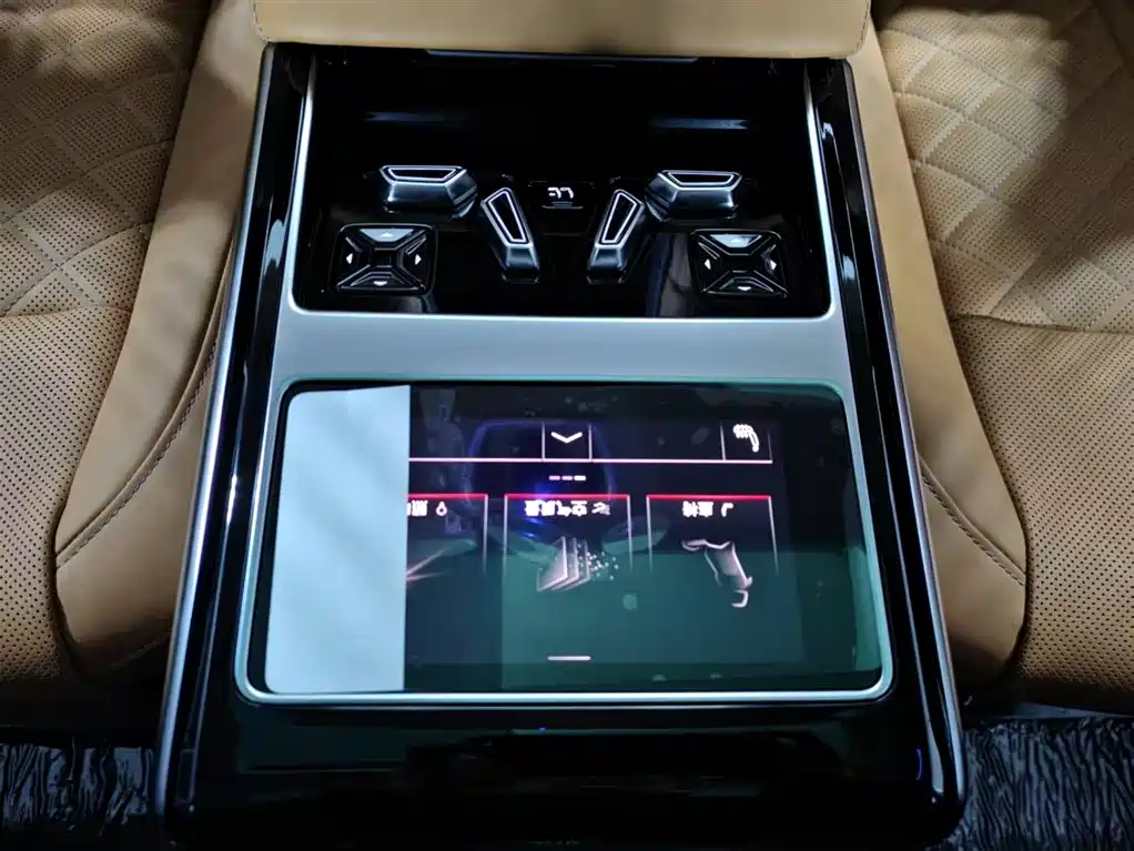 Audi Audi A8 2025 A8L 50 TFSI quattro Premium Selection 2026 - thumbnail 12