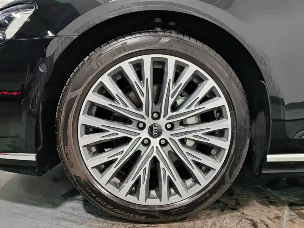 Audi Audi A8 2025 A8L 50 TFSI quattro Premium Selection 2026 - thumbnail 15