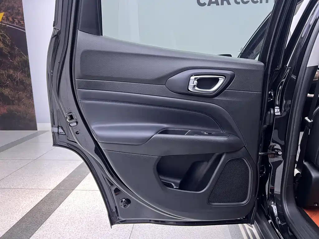 Jeep Jeep Cherokee 2021 220T Automatic Elite Edition 2021 - thumbnail 22