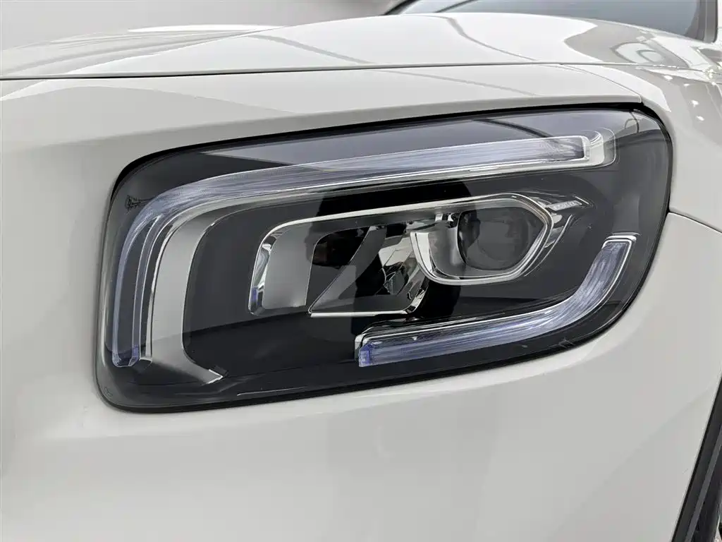 Mercedes-Benz Mercedes-Benz GLB 2022 GLB 220 4MATIC 2023 - thumbnail 28