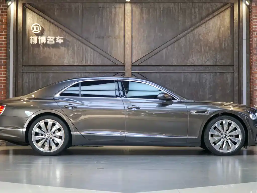 Bentley Bentley Flying Spur 2022 4.0T V8 Standard Edition 2023 - thumbnail 4