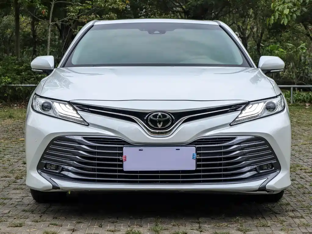 Toyota Toyota Camry 2019 Facelift 2.0G Luxury Edition 2020 - thumbnail 2
