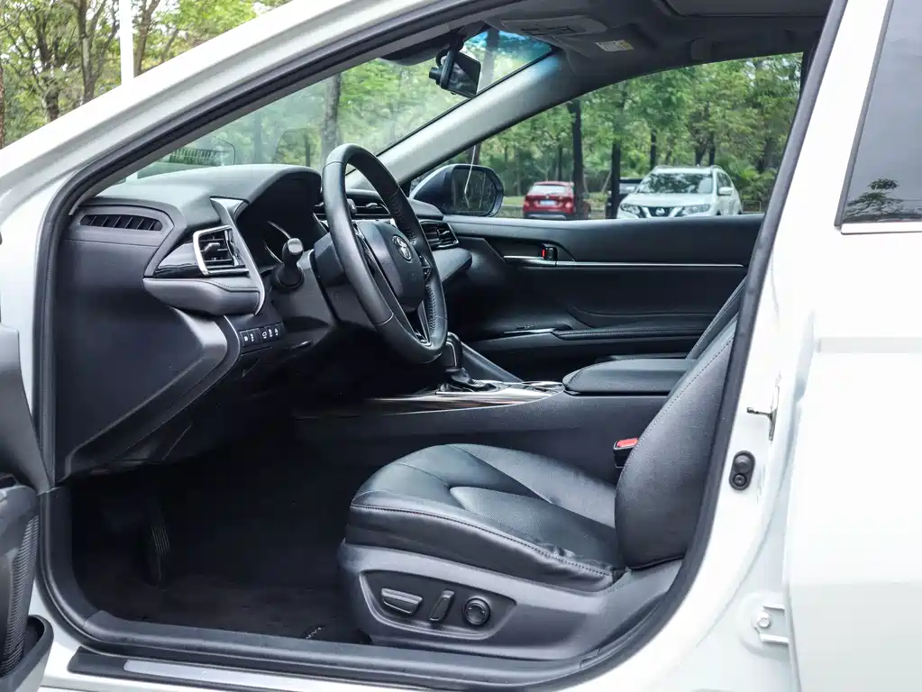 Toyota Toyota Camry 2019 Facelift 2.0G Luxury Edition 2020 - thumbnail 12