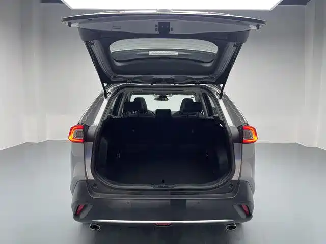 Toyota Venza 2023 2.0L CVT AWD Luxury Plus Edition 2023 - thumbnail 8