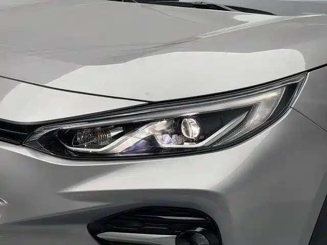 Toyota Venza 2023 2.0L CVT AWD Luxury Plus Edition 2023 - thumbnail 12
