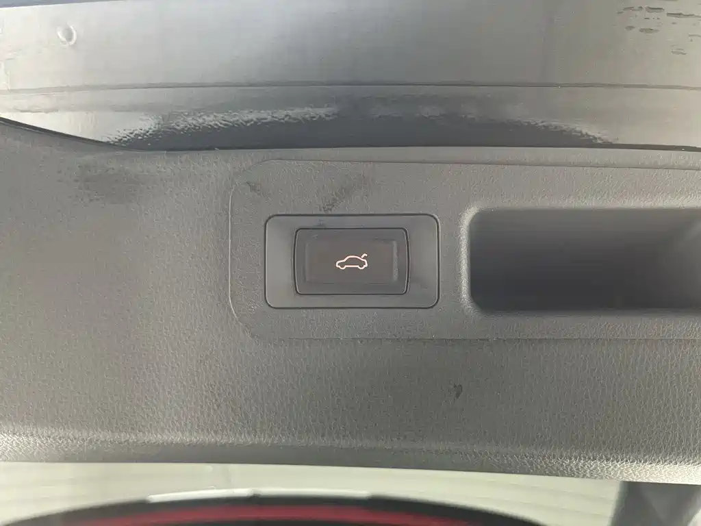 Toyota Toyota Harrier 2022 2.0L CVT 2WD Premium Edition 2023 - thumbnail 11