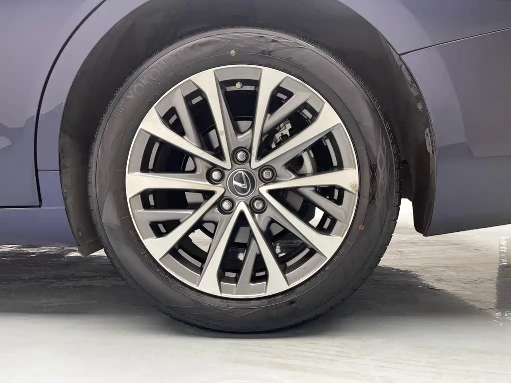 Lexus Lexus ES 2022 200 Excellent Edition 2023 - thumbnail 14