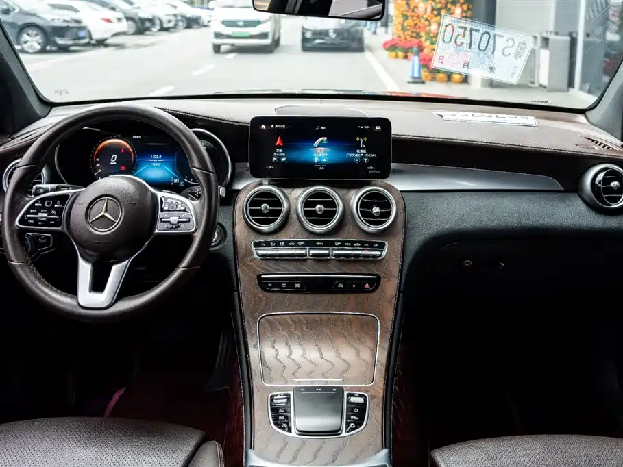 Mercedes-Benz Mercedes-Benz GLC 2020 GLC 260 L 4MATIC Luxury Edition 2020 - thumbnail 7
