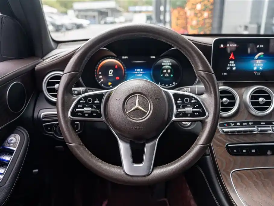 Mercedes-Benz Mercedes-Benz GLC 2020 GLC 260 L 4MATIC Luxury Edition 2020 - thumbnail 8