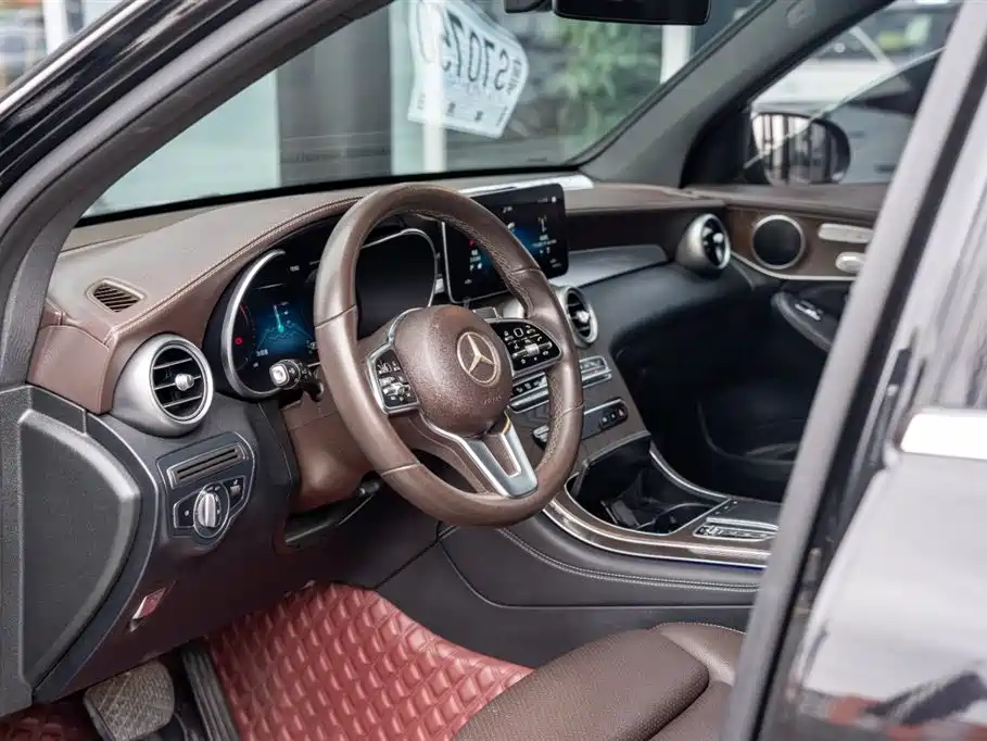 Mercedes-Benz Mercedes-Benz GLC 2020 GLC 260 L 4MATIC Luxury Edition 2020 - thumbnail 9