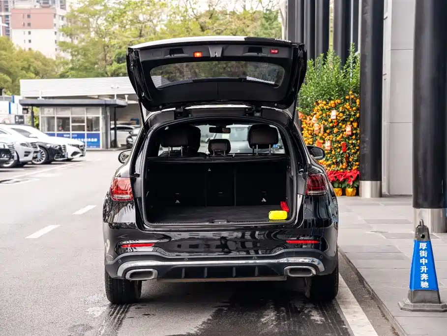 Mercedes-Benz Mercedes-Benz GLC 2020 GLC 260 L 4MATIC Luxury Edition 2020 - thumbnail 17