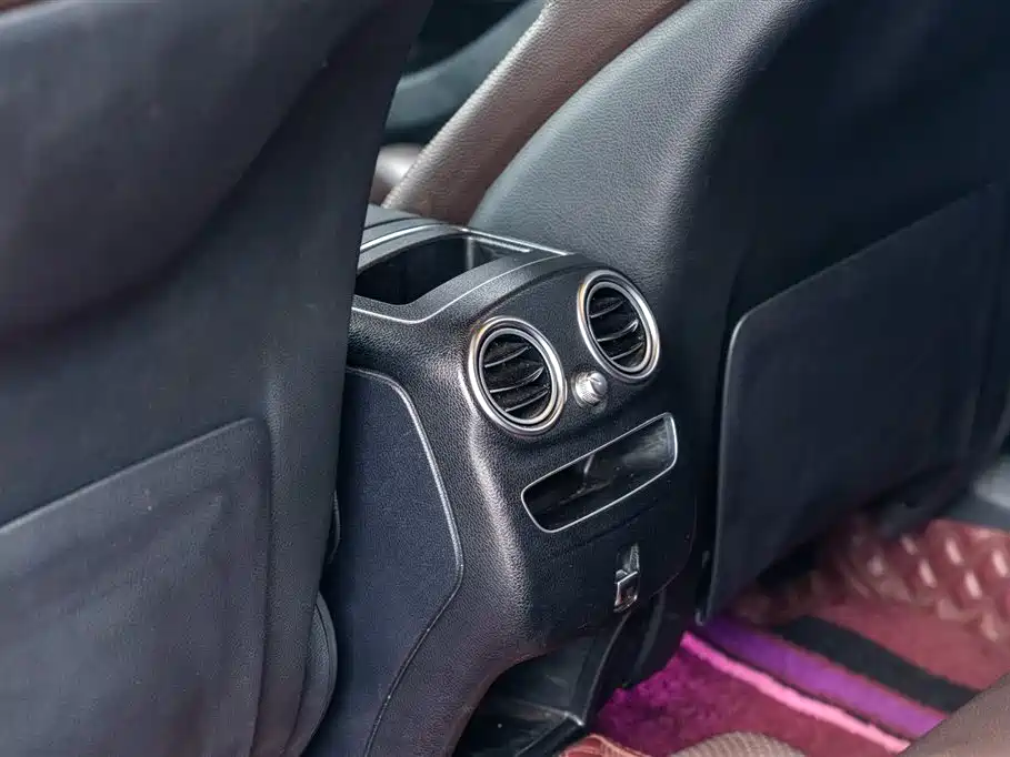 Mercedes-Benz Mercedes-Benz GLC 2020 GLC 260 L 4MATIC Luxury Edition 2020 - thumbnail 20