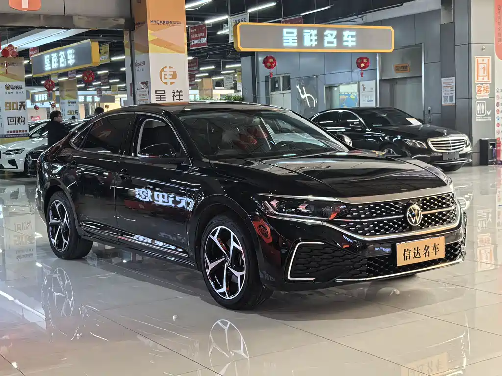 Volkswagen Passat 2025 Model Outstanding 380TSI Starry Sky Dragon Edition 2025 - thumbnail 3