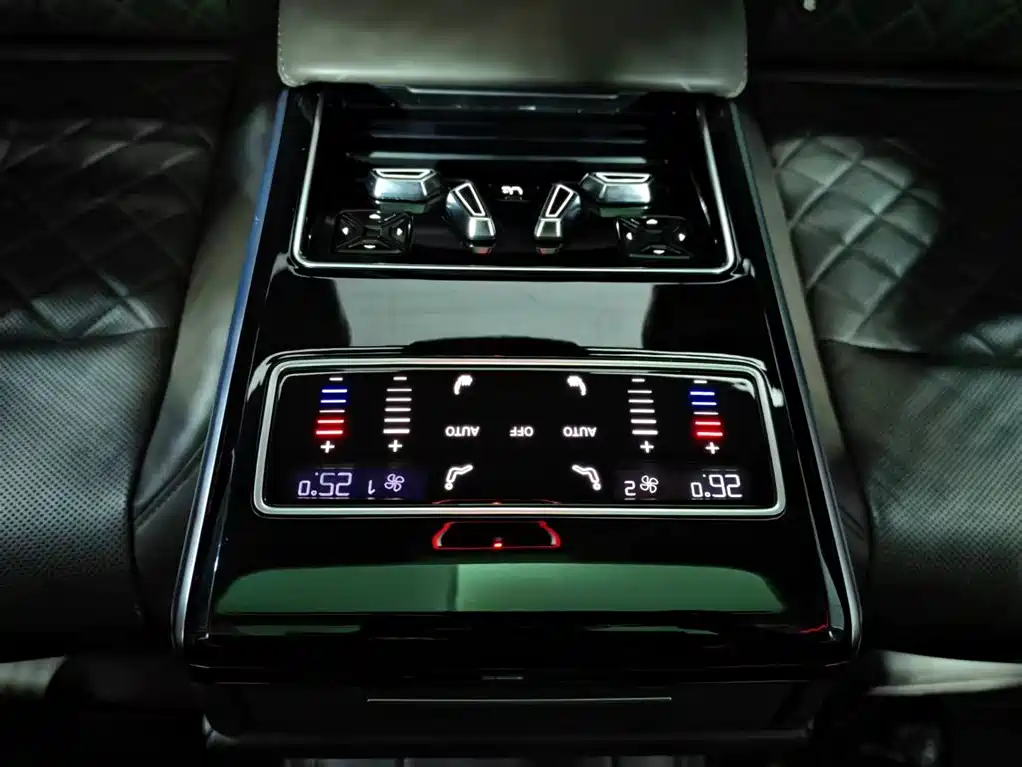 Audi Audi A8 2021 A8L 50 TFSI quattro Comfort Line 2022 - thumbnail 13