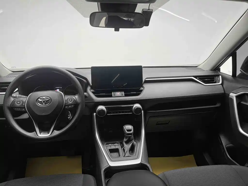 Toyota RAV4 2023 2.0L CVT 2WD City Edition 2023 - thumbnail 7