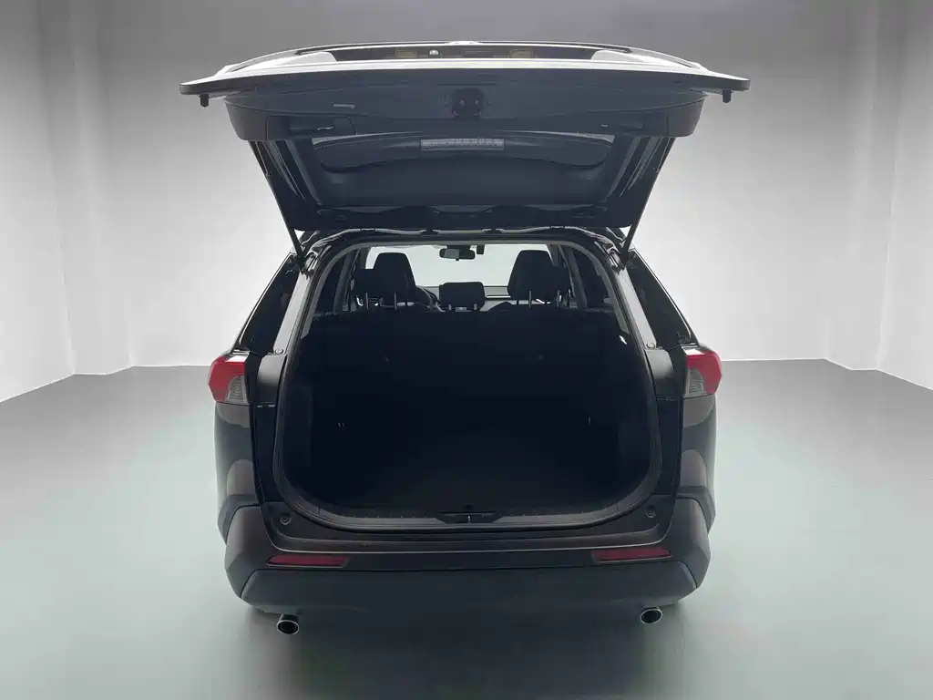 Toyota RAV4 2023 2.0L CVT 2WD City Edition 2023 - thumbnail 16