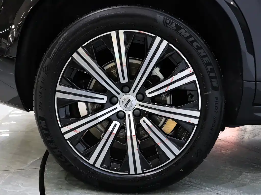 Volvo Volvo XC90 2025 B5 Momentum Luxury 5-seat 2024 - thumbnail 6