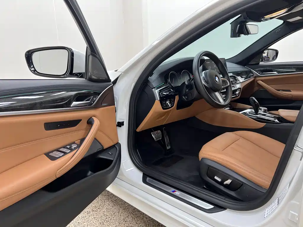 BMW BMW 5 Series 2018 Model Year Facelift 530Li Leading Type M Sport Package 2018 - thumbnail 8