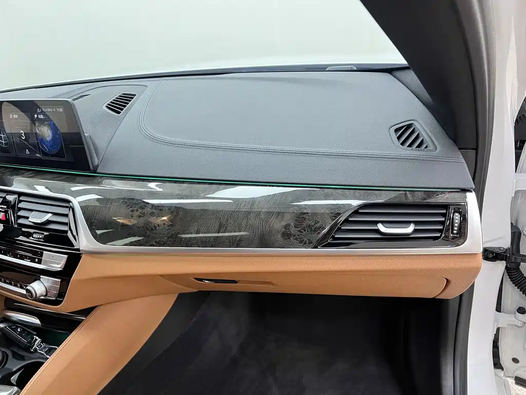 BMW BMW 5 Series 2018 Model Year Facelift 530Li Leading Type M Sport Package 2018 - thumbnail 21