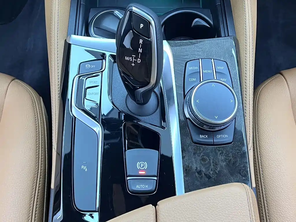BMW BMW 5 Series 2018 Model Year Facelift 530Li Leading Type M Sport Package 2018 - thumbnail 28