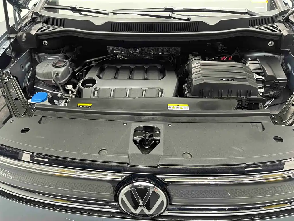 Volkswagen Teramont 2026 450TSI 4Motion Flagship 6-seater 2025 - thumbnail 7