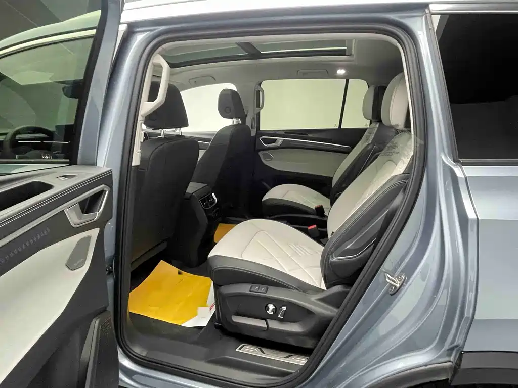 Volkswagen Teramont 2026 450TSI 4Motion Flagship 6-seater 2025 - thumbnail 22