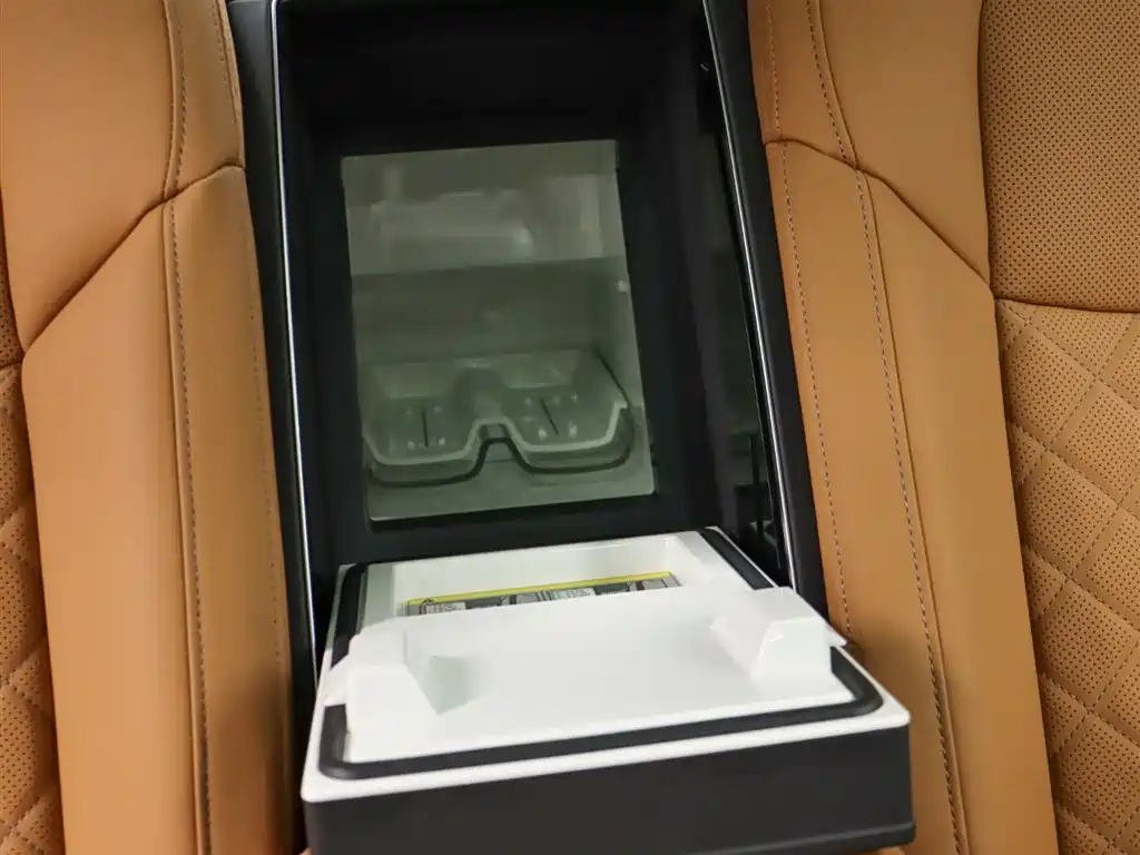 Audi Audi A8 2025 A8L Horch Founder's Edition 55TFSI 2026 - thumbnail 21