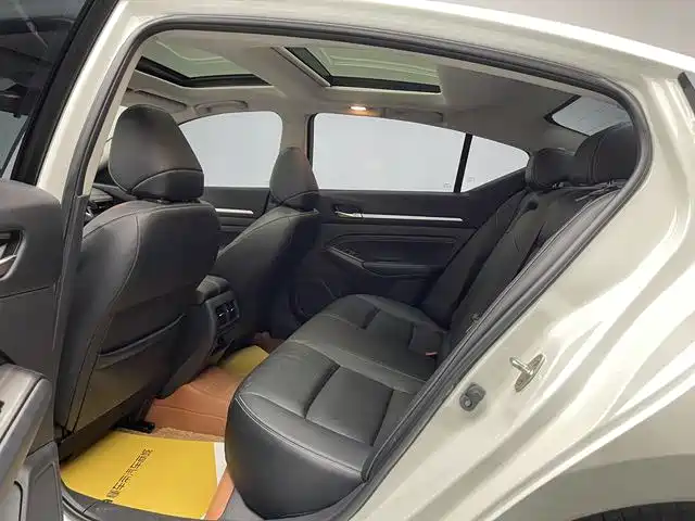 Nissan Nissan Altima 2021 2.0L XL Comfort Edition 2023 - thumbnail 14