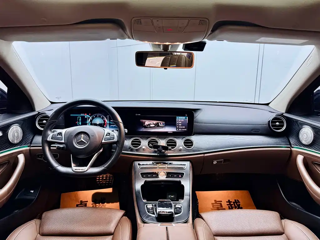 Mercedes-Benz Mercedes-Benz E-Class 2018 E 200 L Sport 2018 - thumbnail 10