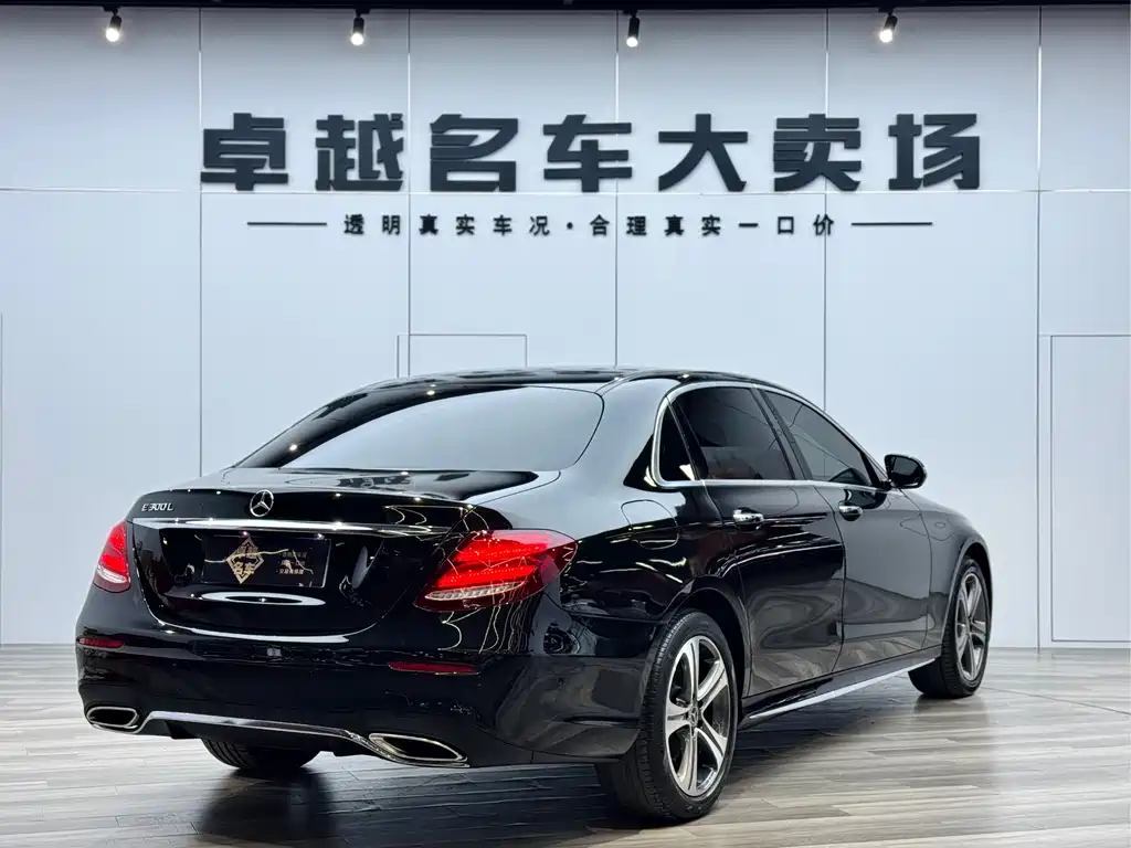 Mercedes-Benz Mercedes-Benz E-Class 2018 E 200 L Sport 2018 - thumbnail 17