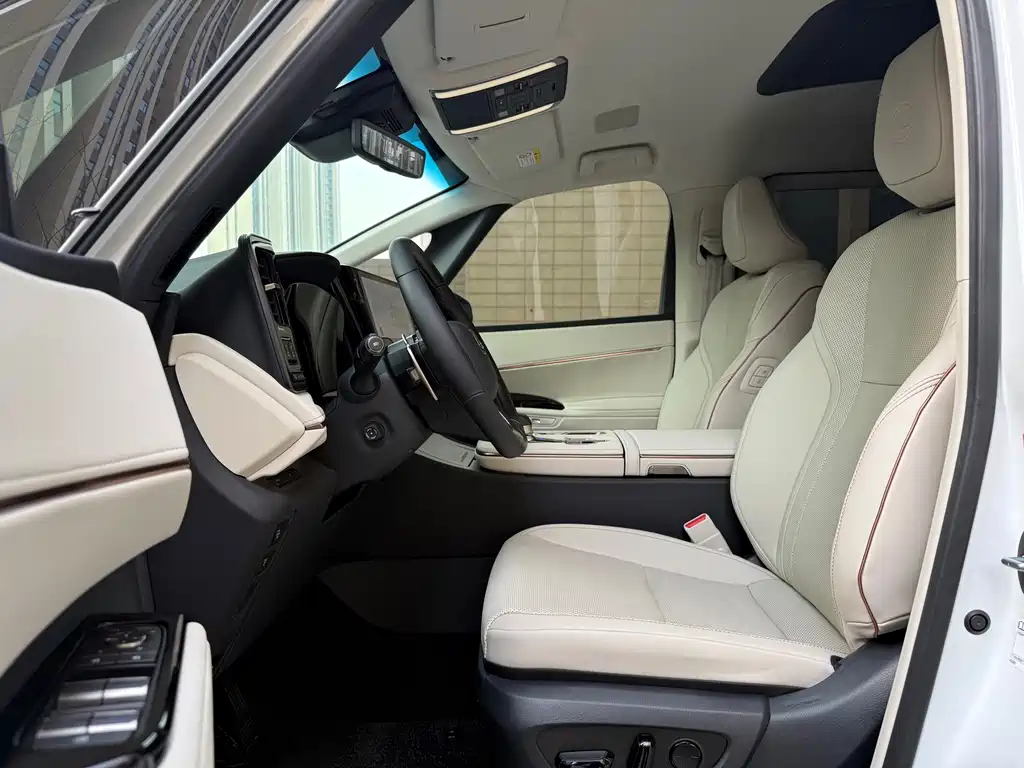 Lexus Lexus LM 300h Six-Seat Executive Edition 2025 2025 - thumbnail 10